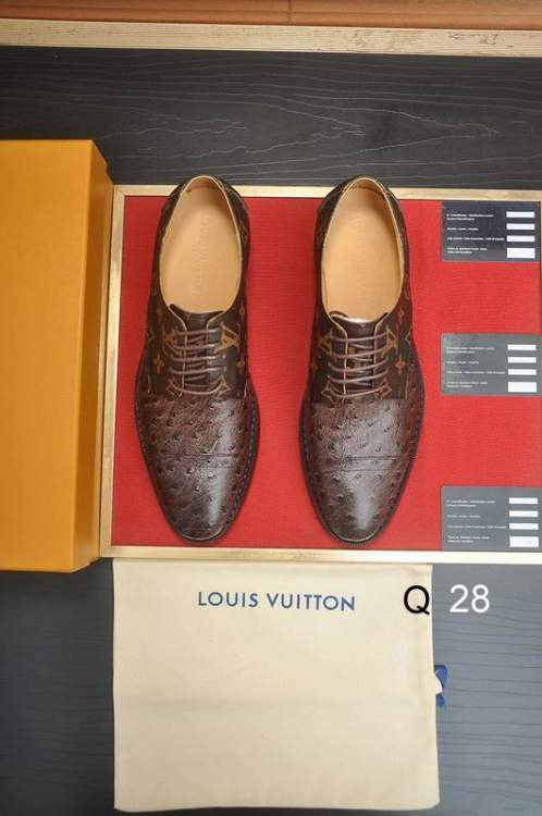 Picture of Louis Vuitton Shoes _SKULVsz38-45N100713176